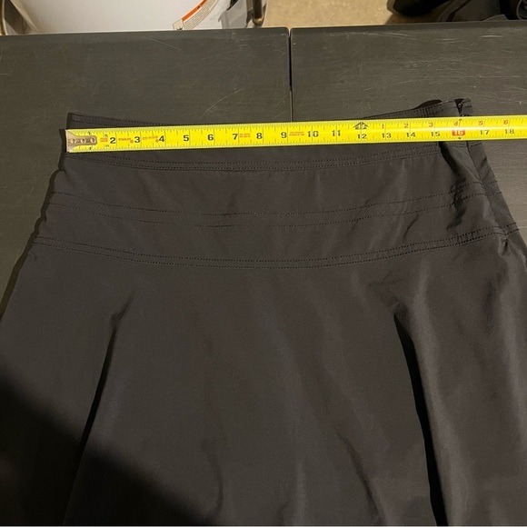 Athleta Black A Line School Day Skort Skirt Women’s Size 10 - Picture 8 of 10